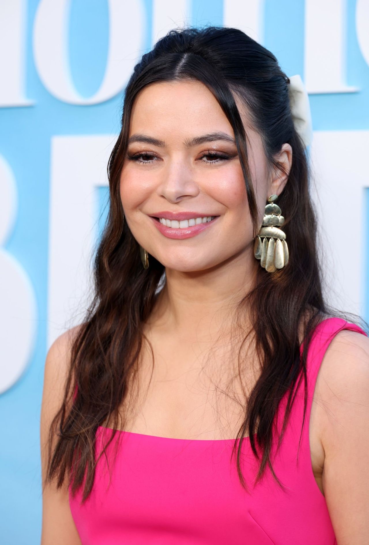 Miranda Cosgrove at Mother Of The Bride Special Screening07